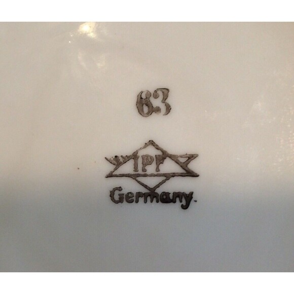 Peaches Fruit Design Saucer Cabinet Plate IPF Germany hand painted VTG - Picture 3 of 3